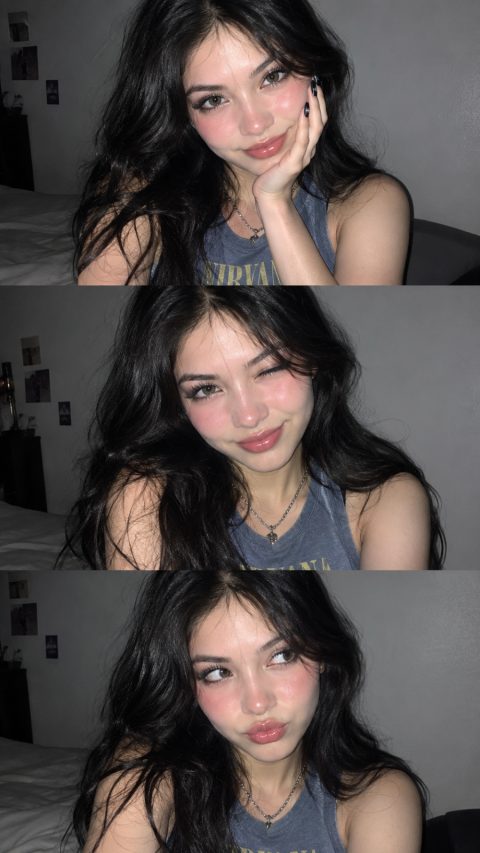 Late-night Y2K selfie collage – AI image prompt example