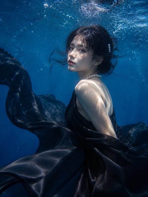 Underwater pearl portrait – AI image prompt example